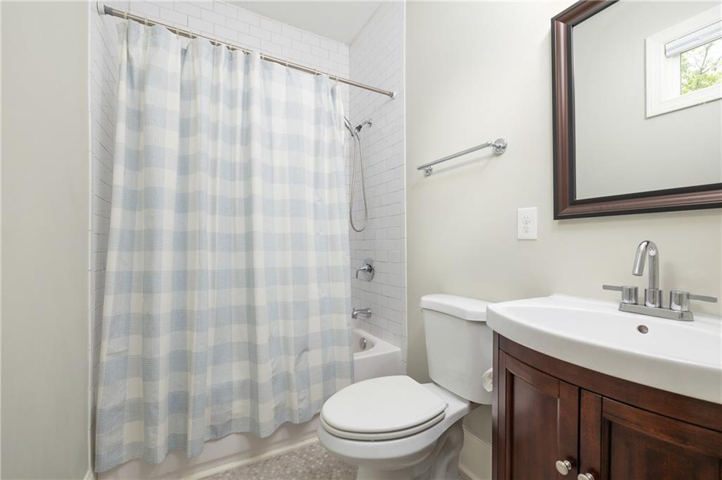 48 Vinson Drive SE