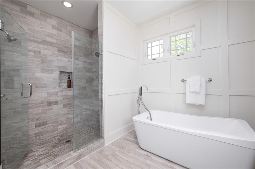 48 Vinson Drive SE