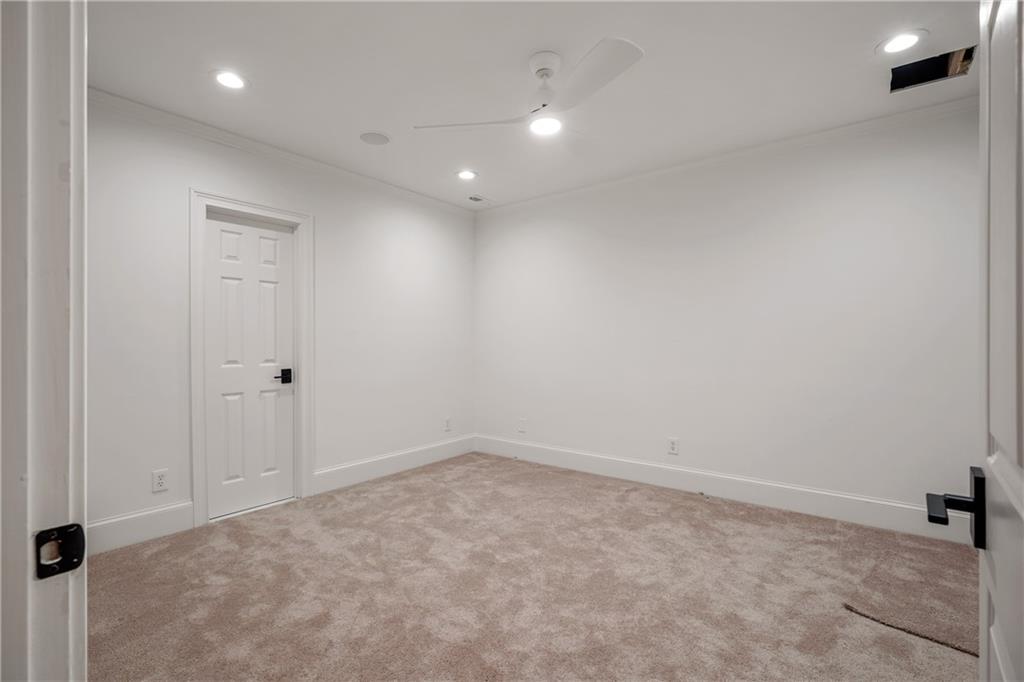 6025 Carlisle Lane