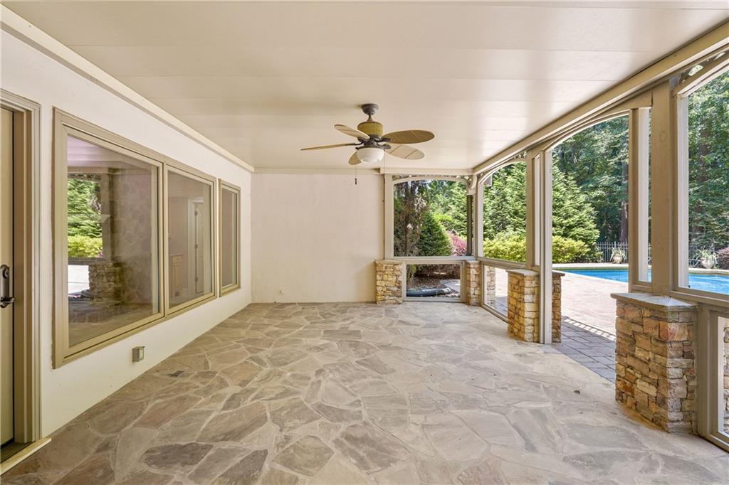 6025 Carlisle Lane
