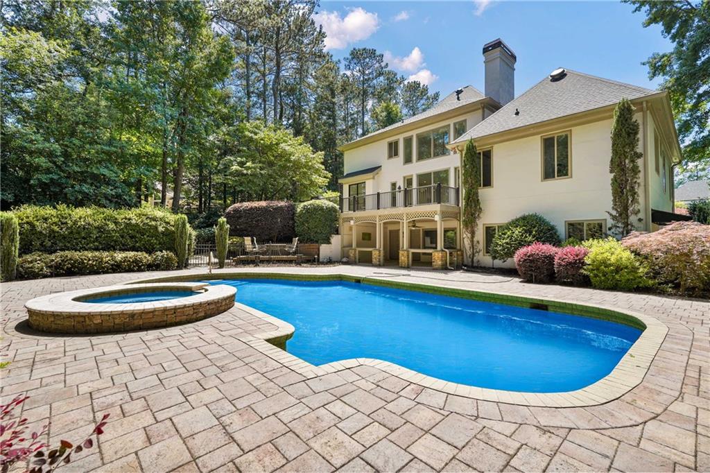 6025 Carlisle Lane