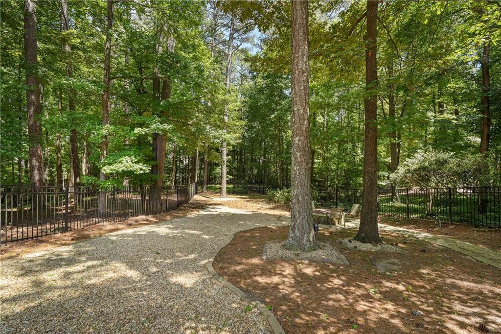 6025 Carlisle Lane