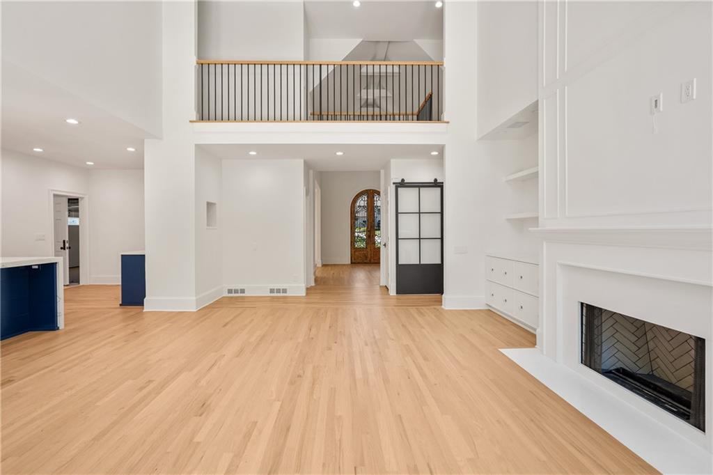 6025 Carlisle Lane