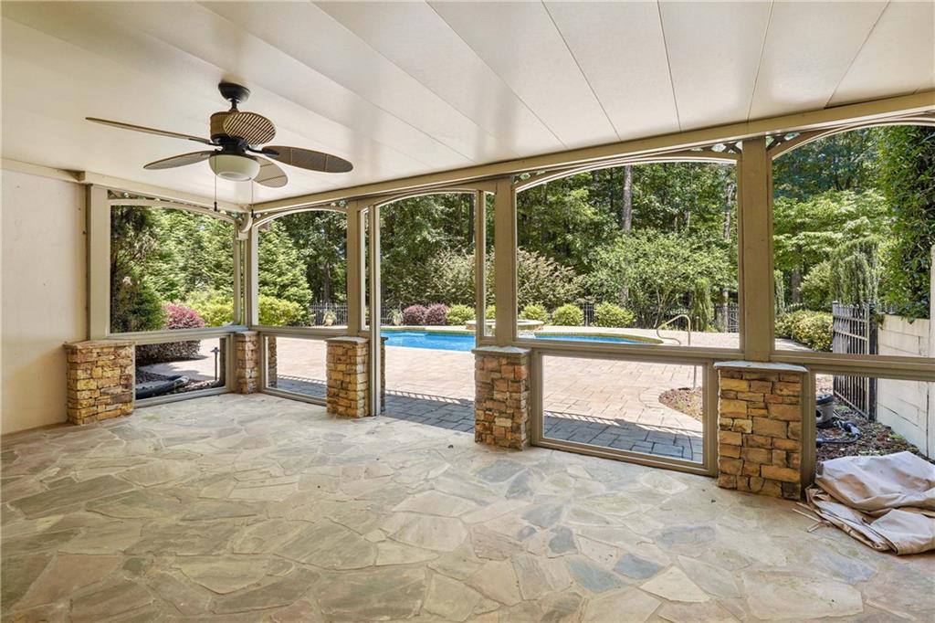 6025 Carlisle Lane