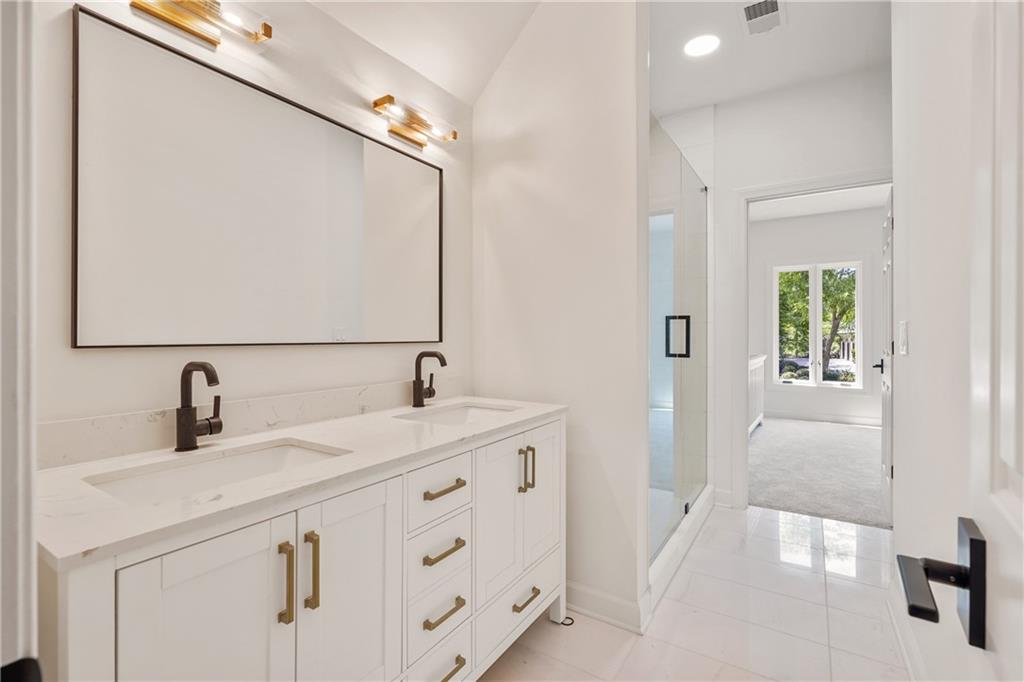 6025 Carlisle Lane