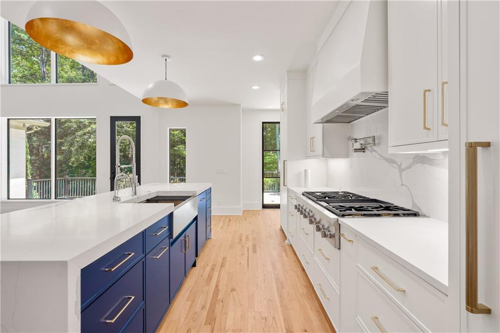 6025 Carlisle Lane