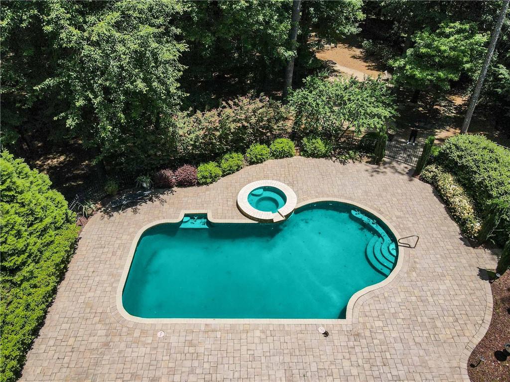 6025 Carlisle Lane