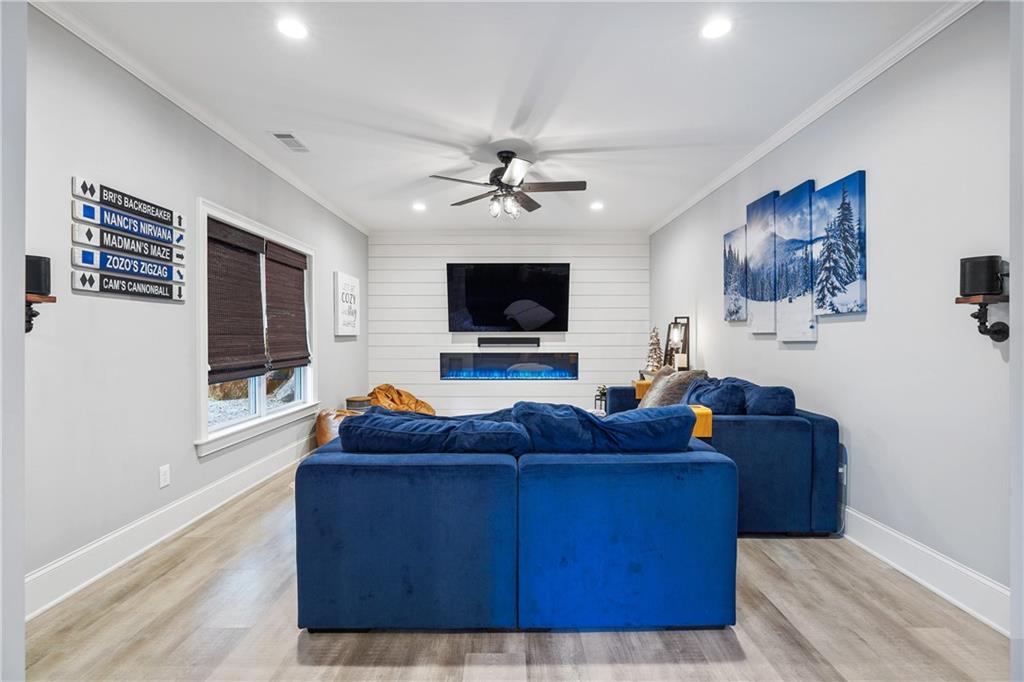 1744 Hickory Woods Pass