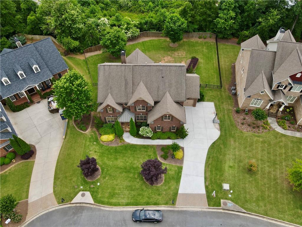 1744 Hickory Woods Pass