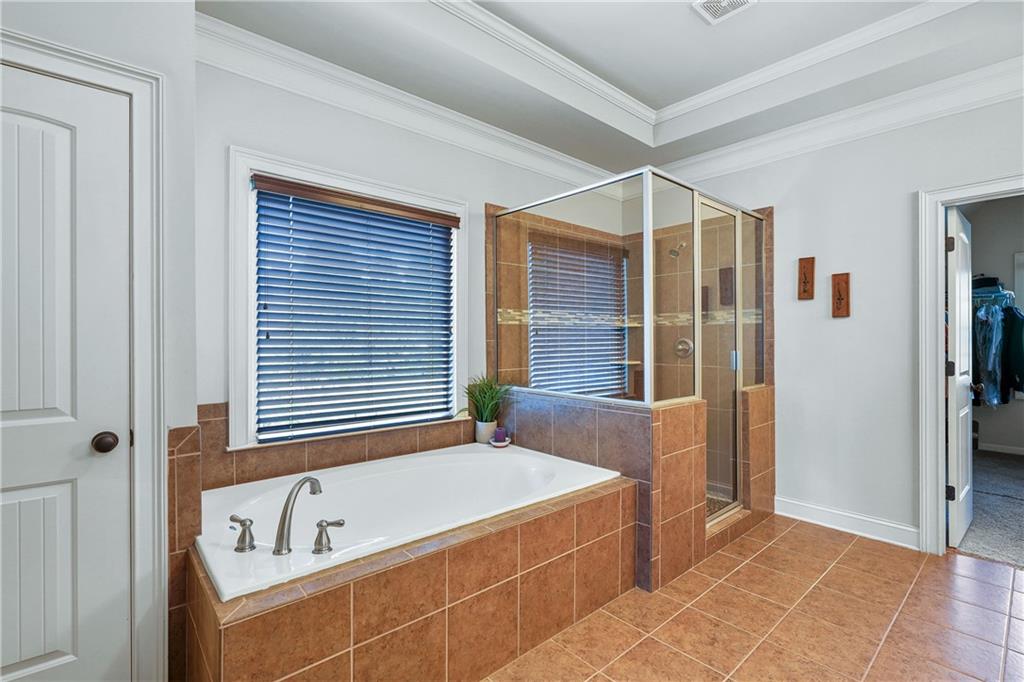 1744 Hickory Woods Pass