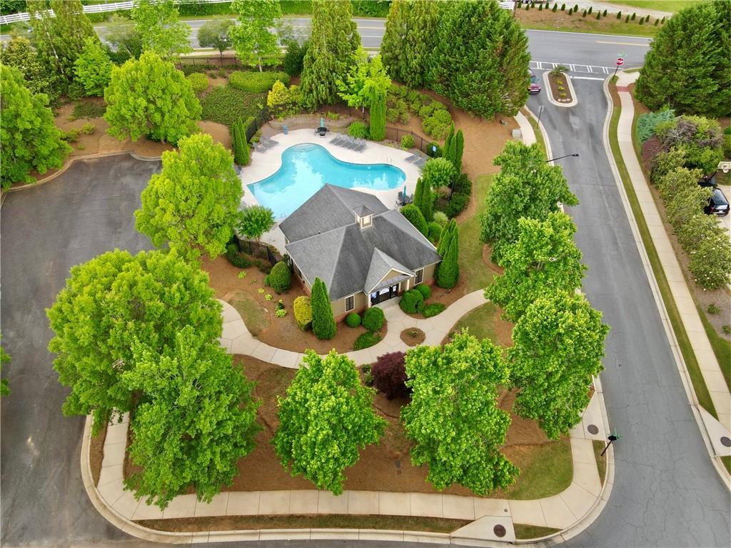1744 Hickory Woods Pass