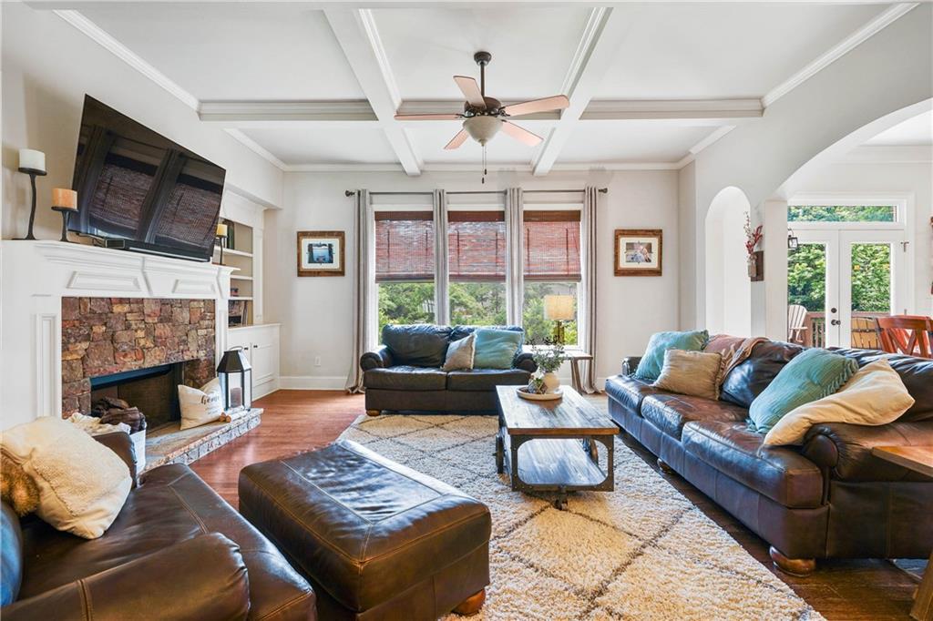 1744 Hickory Woods Pass