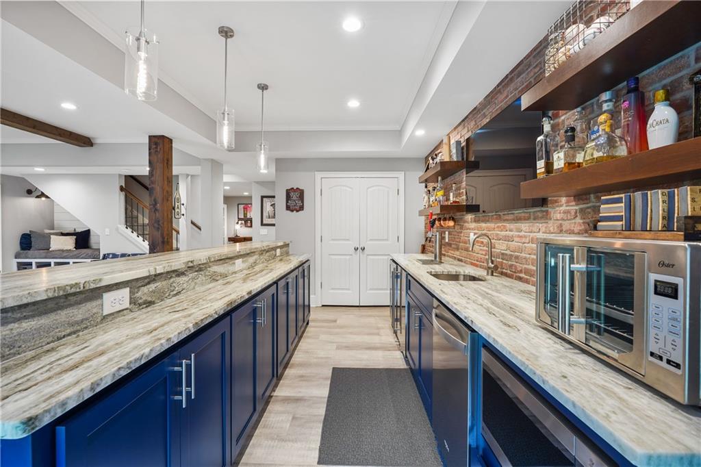 1744 Hickory Woods Pass