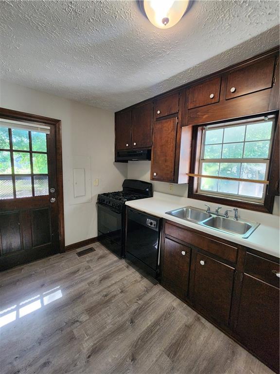 104 E Acres Drive SE