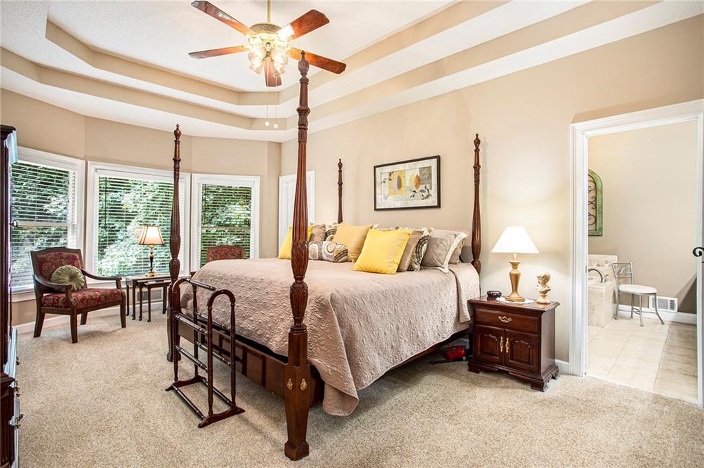 110 ELLENWOOD Court