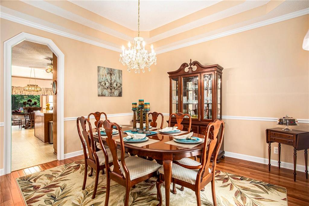110 ELLENWOOD Court