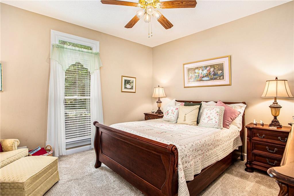 110 ELLENWOOD Court