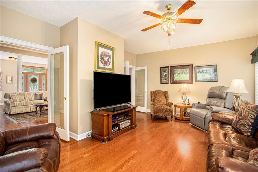 110 ELLENWOOD Court