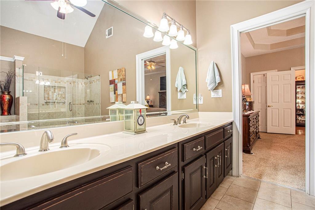 110 ELLENWOOD Court