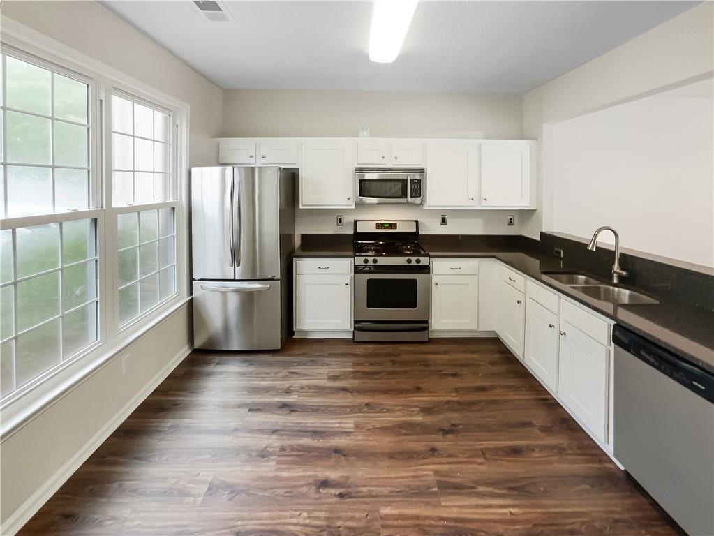 3756 Berkeley Crossing