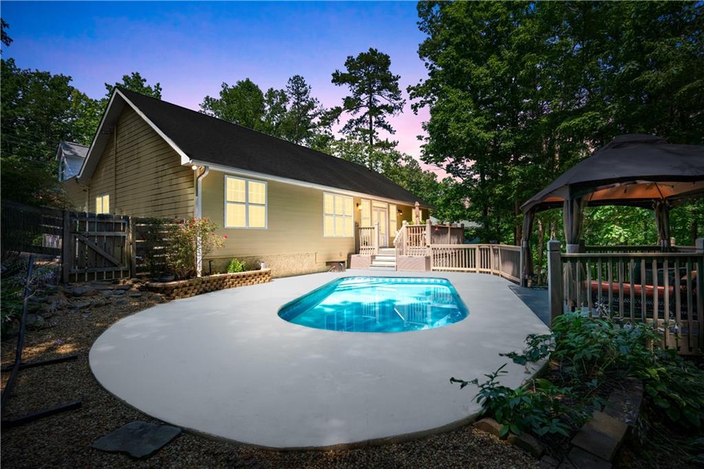 194 Ridgewood Drive
