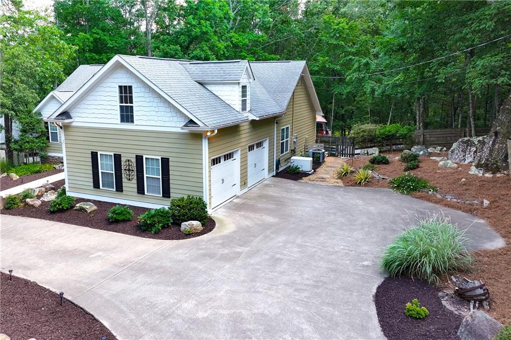 194 Ridgewood Drive