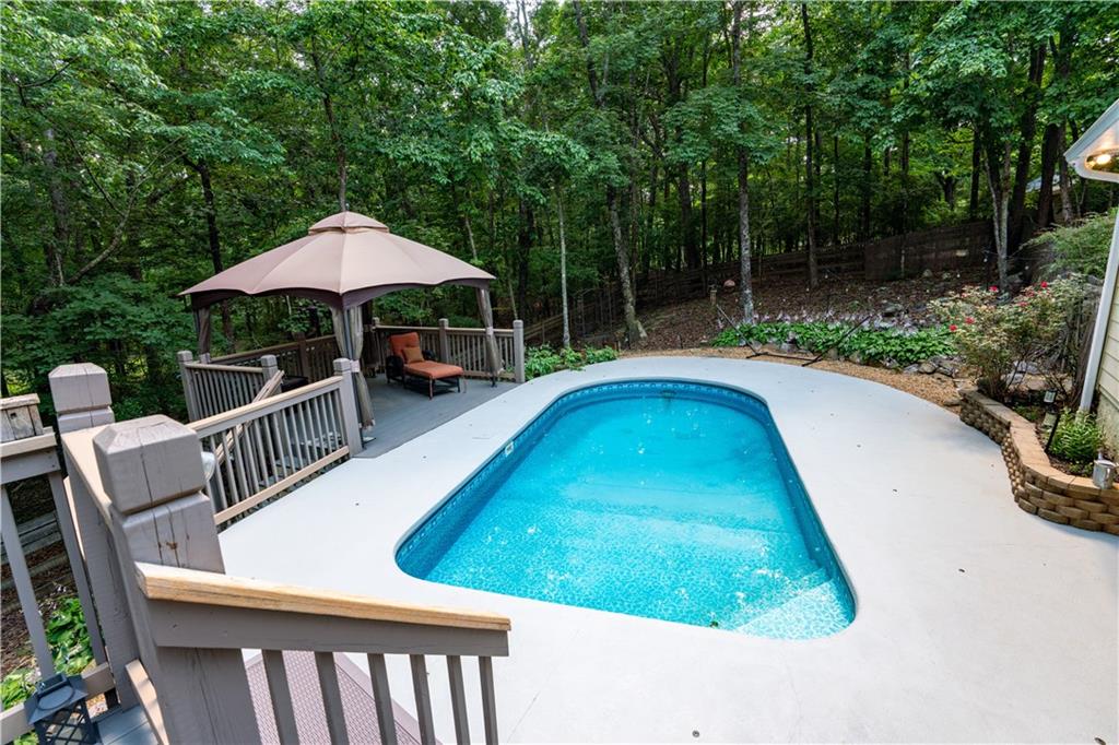 194 Ridgewood Drive