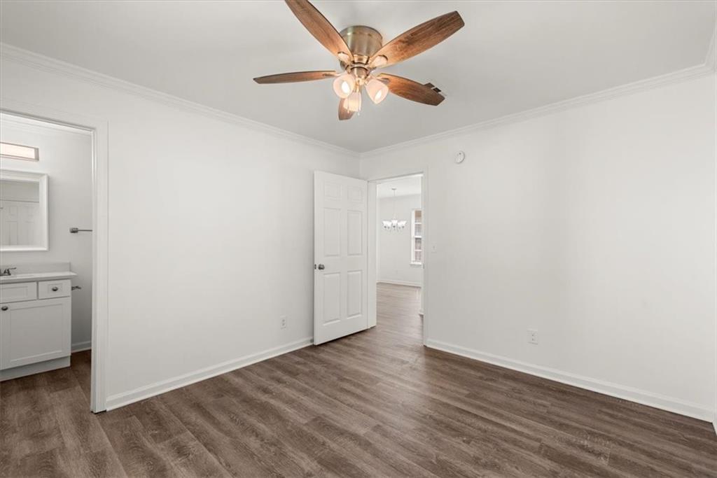 1033 Thomasville Estate Way