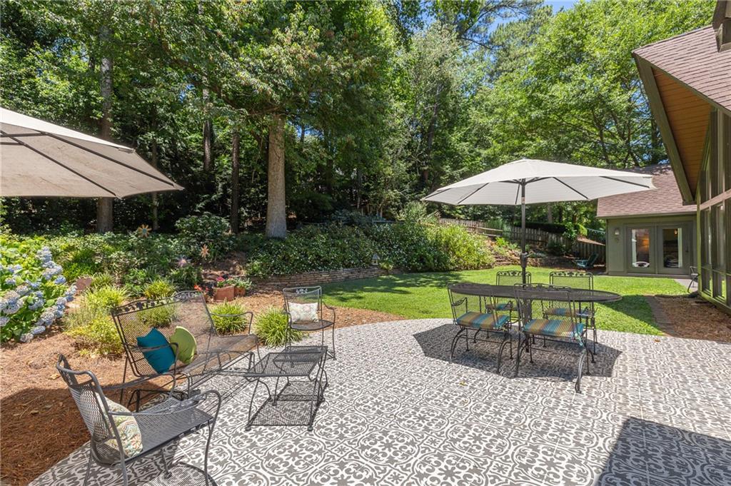 3808 W Nancy Creek Court NE