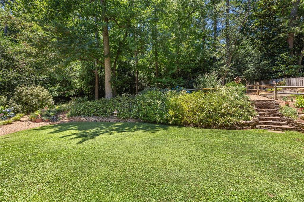 3808 W Nancy Creek Court NE