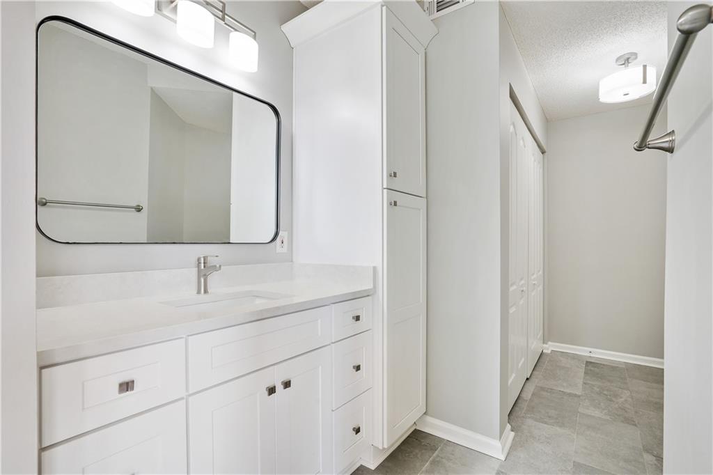 800 Peachtree Street Unit 407