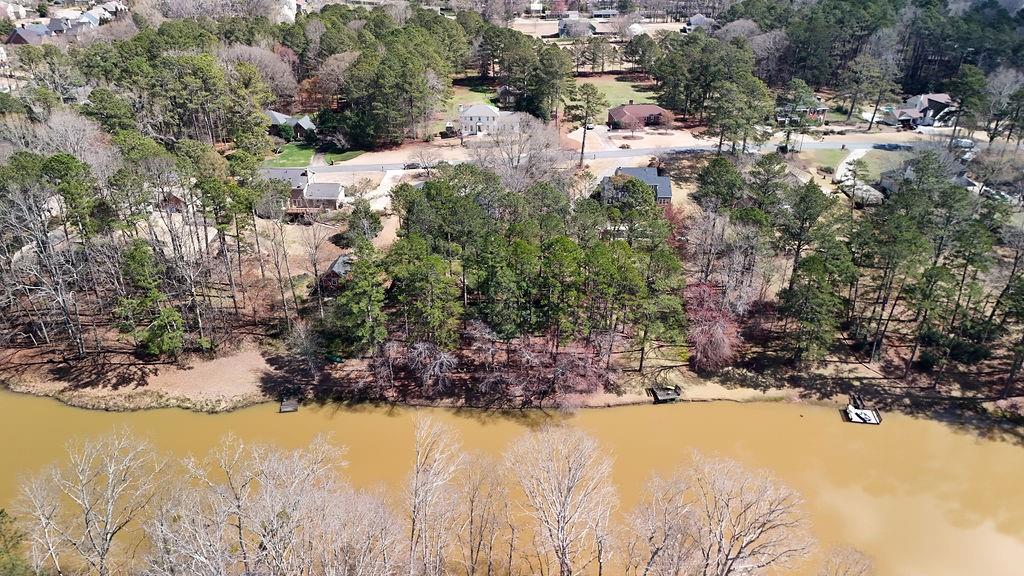 542 Stillwaters Drive SW