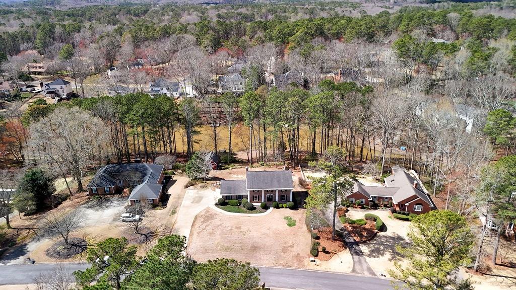 542 Stillwaters Drive SW