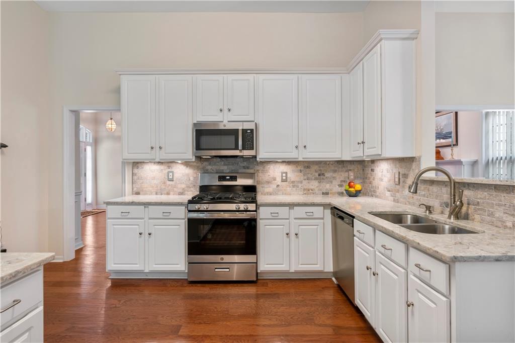 2985 Barimore Place