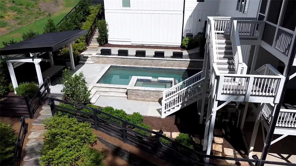 108 Gardenia Trail