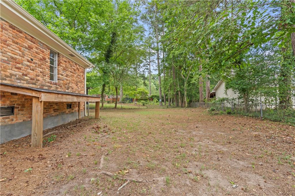 473 Brookwood Court SW