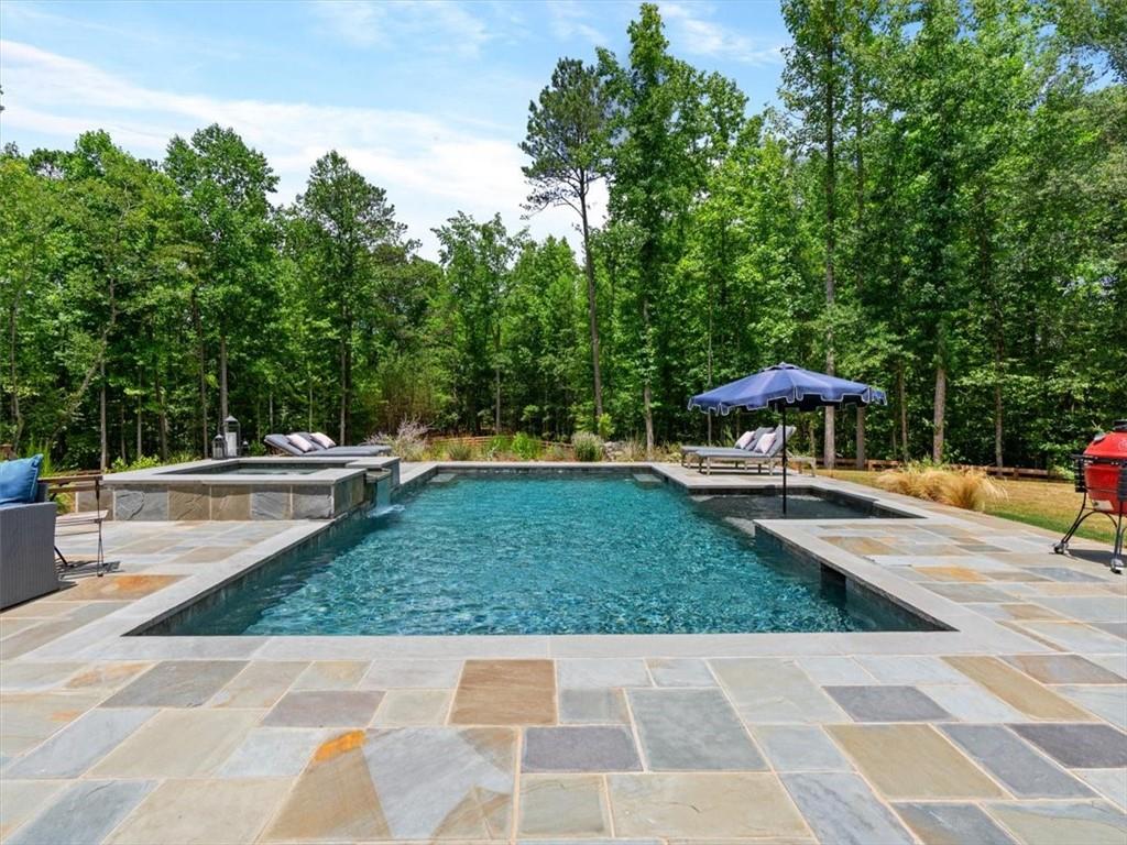 1300 Ponder Lane