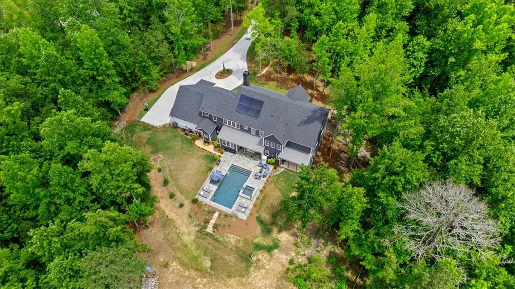 1300 Ponder Lane