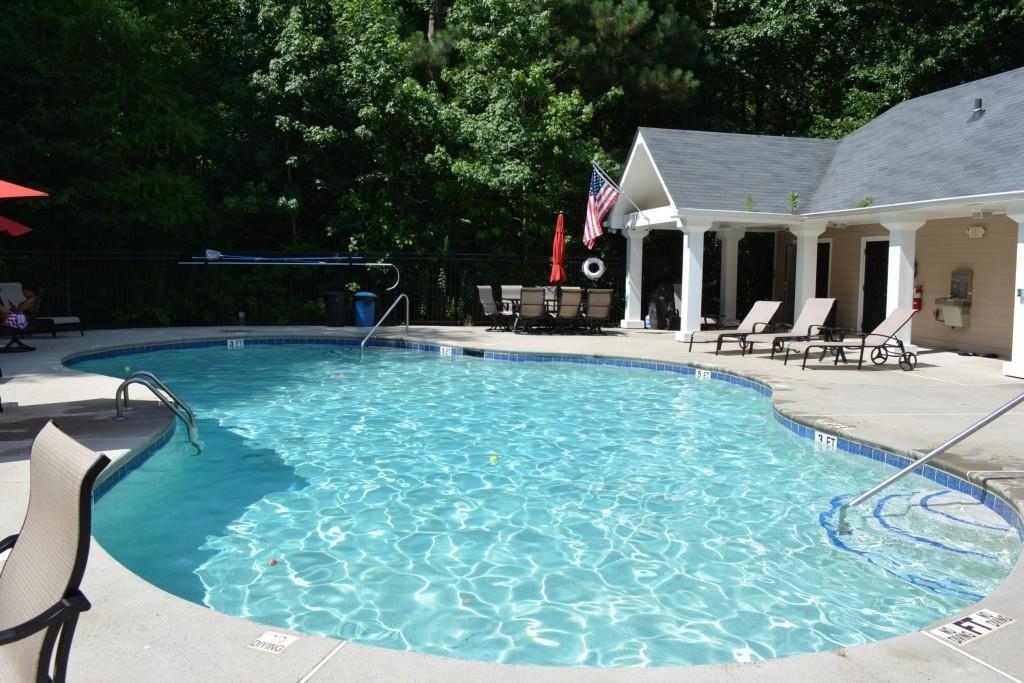 125 Cobblestone Way