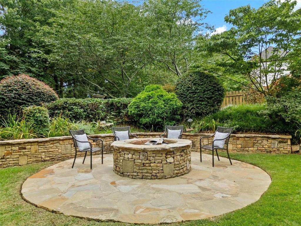125 Cobblestone Way
