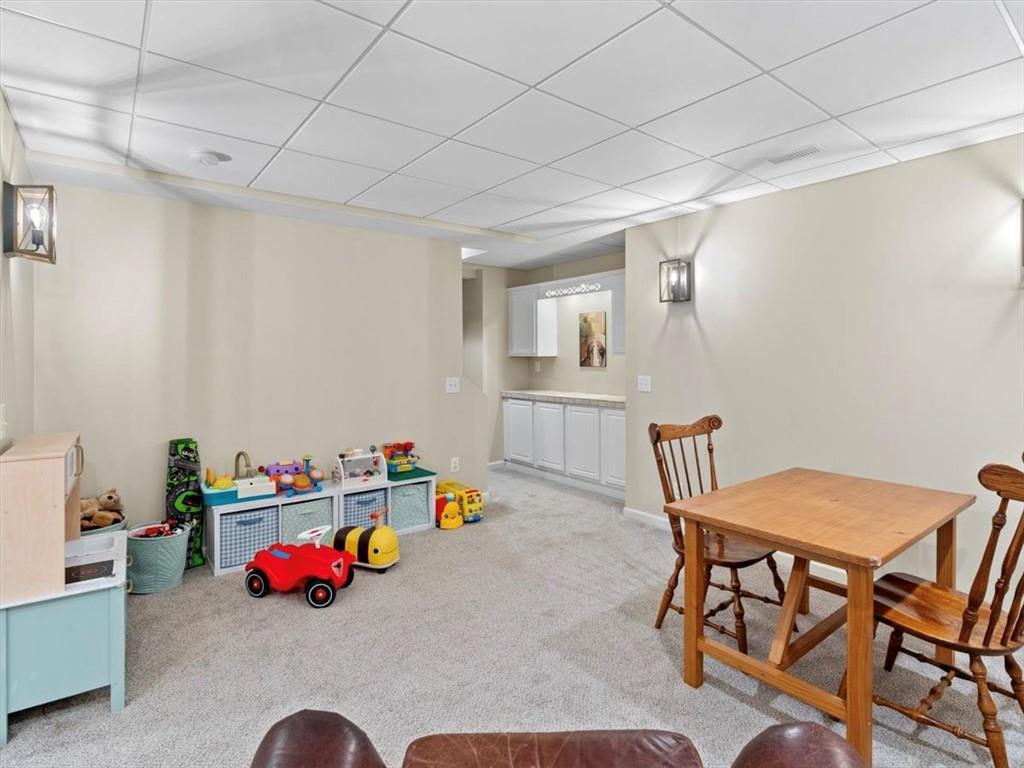 125 Cobblestone Way