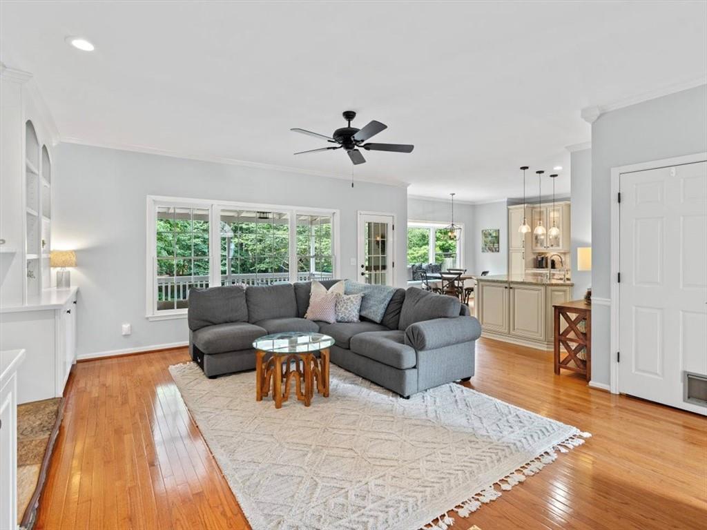125 Cobblestone Way
