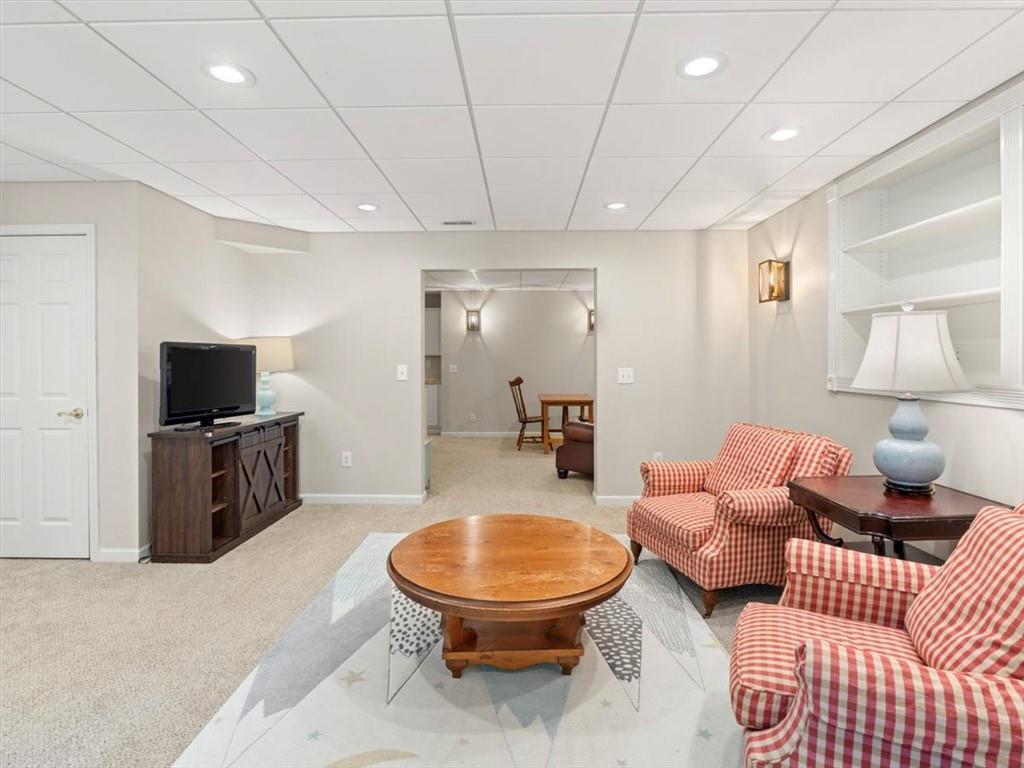 125 Cobblestone Way