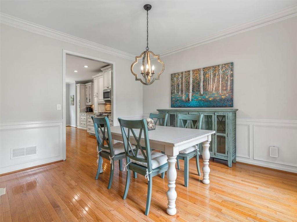 125 Cobblestone Way