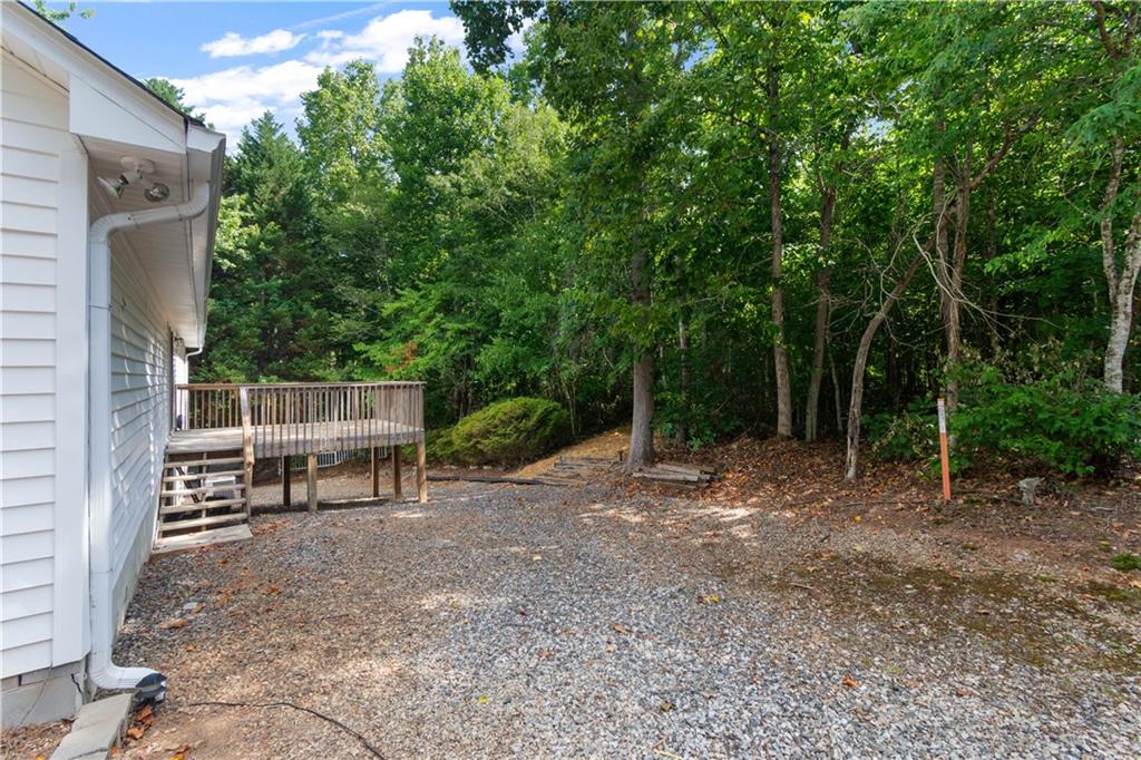 2835 Lake Court