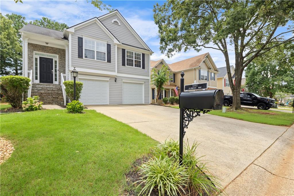 1352 Glenover Way