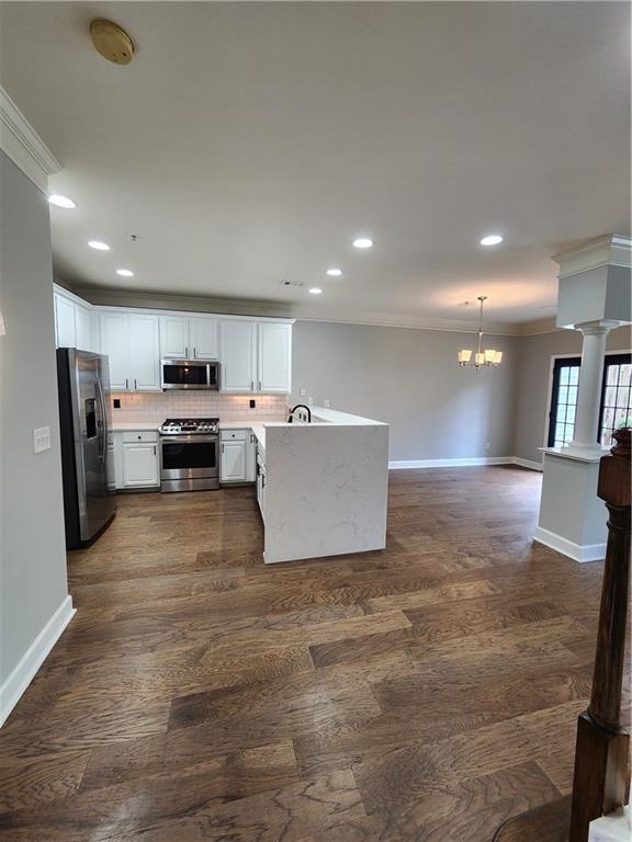 204 Glen Ivy Unit 2