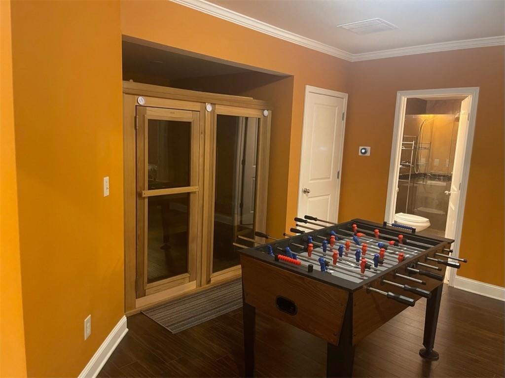 425 Frankford Way