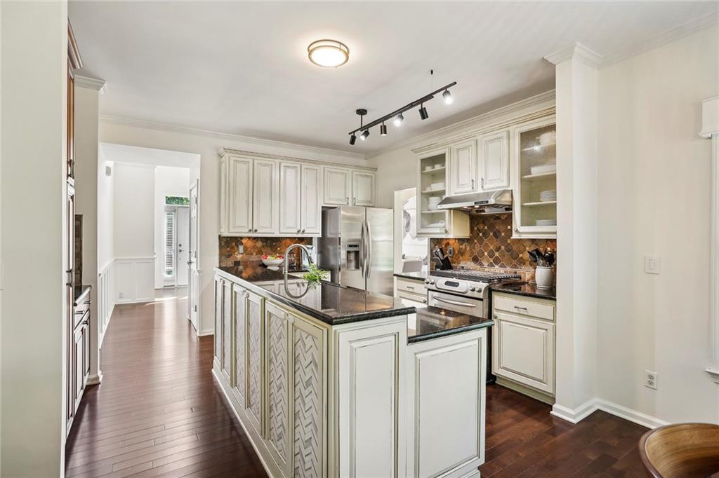 5493 Brooke Ridge Drive