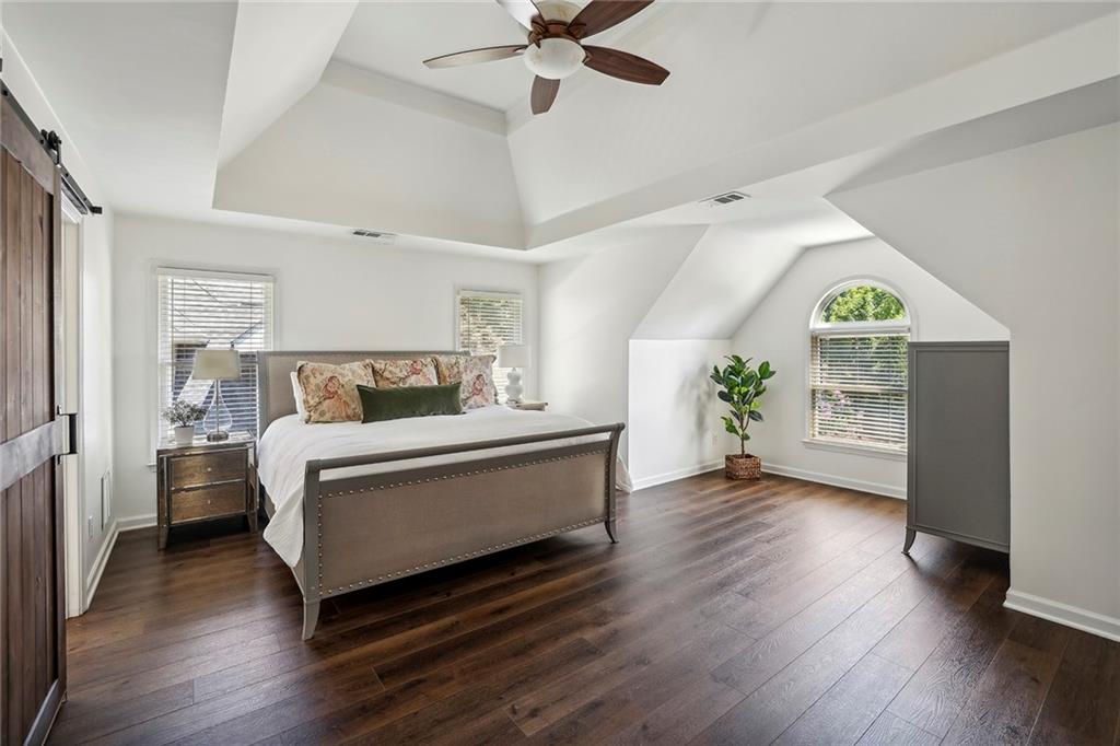 5493 Brooke Ridge Drive